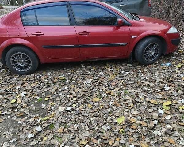 Червоний Рено Меган, об'ємом двигуна 1.4 л та пробігом 310 тис. км за 3500 $, фото 3 на Automoto.ua
