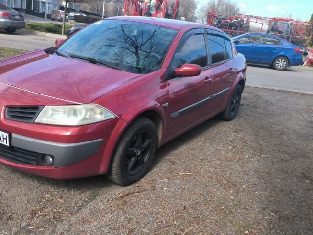 Красный Рено Меган, объемом двигателя 1.6 л и пробегом 297 тыс. км за 4999 $, фото 1 на Automoto.ua