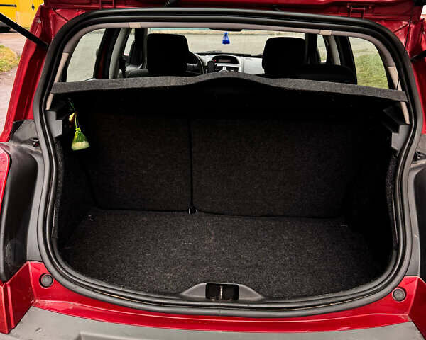 Червоний Рено Меган, об'ємом двигуна 1.6 л та пробігом 234 тис. км за 5200 $, фото 13 на Automoto.ua