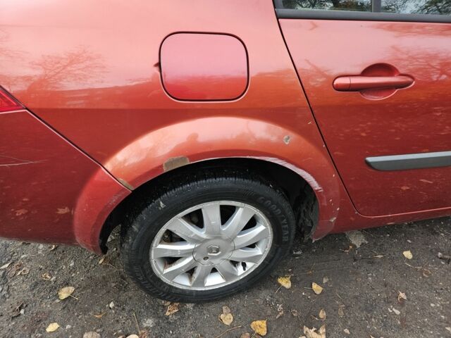 Червоний Рено Меган, об'ємом двигуна 1.6 л та пробігом 286 тис. км за 4000 $, фото 10 на Automoto.ua