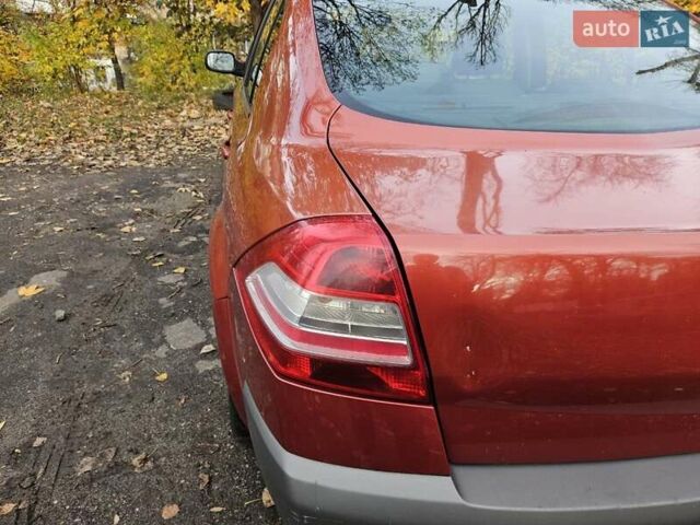 Красный Рено Меган, объемом двигателя 1.6 л и пробегом 286 тыс. км за 4000 $, фото 10 на Automoto.ua