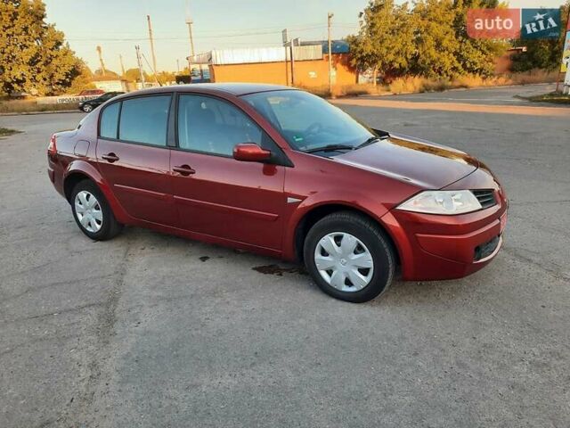 Красный Рено Меган, объемом двигателя 1.6 л и пробегом 167 тыс. км за 5900 $, фото 21 на Automoto.ua