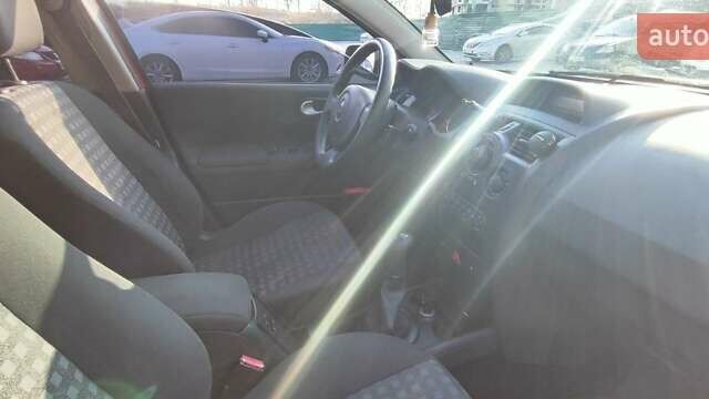 Червоний Рено Меган, об'ємом двигуна 1.6 л та пробігом 198 тис. км за 5000 $, фото 19 на Automoto.ua