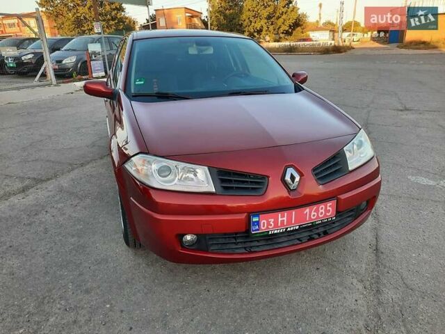 Красный Рено Меган, объемом двигателя 1.6 л и пробегом 167 тыс. км за 5900 $, фото 8 на Automoto.ua