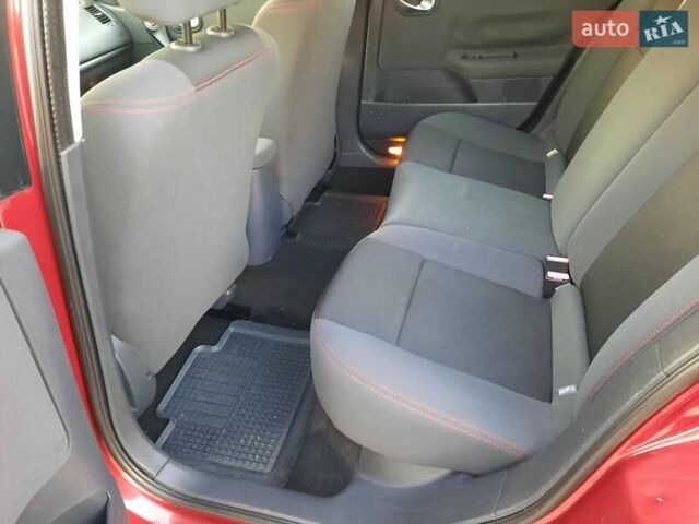 Красный Рено Меган, объемом двигателя 1.6 л и пробегом 167 тыс. км за 5900 $, фото 61 на Automoto.ua