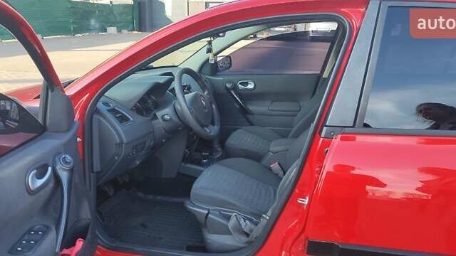 Червоний Рено Меган, об'ємом двигуна 1.6 л та пробігом 198 тис. км за 5000 $, фото 6 на Automoto.ua