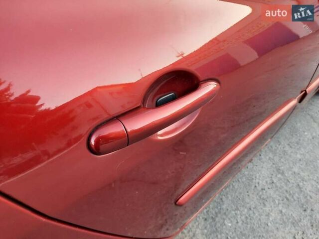 Красный Рено Меган, объемом двигателя 1.6 л и пробегом 167 тыс. км за 5900 $, фото 80 на Automoto.ua