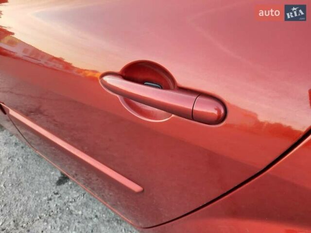 Красный Рено Меган, объемом двигателя 1.6 л и пробегом 167 тыс. км за 5900 $, фото 63 на Automoto.ua