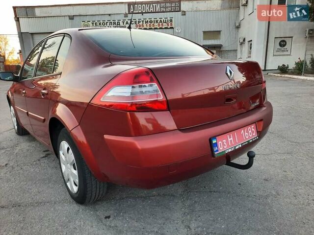 Красный Рено Меган, объемом двигателя 1.6 л и пробегом 167 тыс. км за 5900 $, фото 74 на Automoto.ua