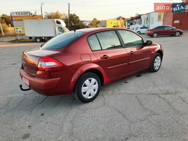 Красный Рено Меган, объемом двигателя 1.6 л и пробегом 167 тыс. км за 5900 $, фото 18 на Automoto.ua