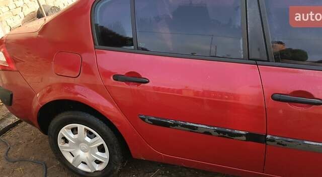 Червоний Рено Меган, об'ємом двигуна 1.39 л та пробігом 238 тис. км за 3500 $, фото 11 на Automoto.ua