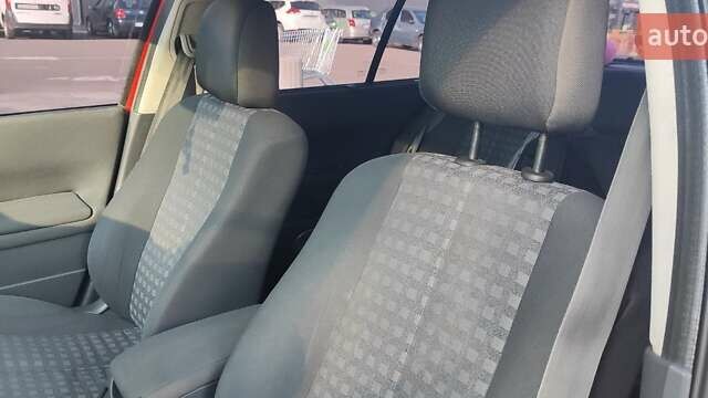 Червоний Рено Меган, об'ємом двигуна 1.6 л та пробігом 198 тис. км за 5000 $, фото 14 на Automoto.ua