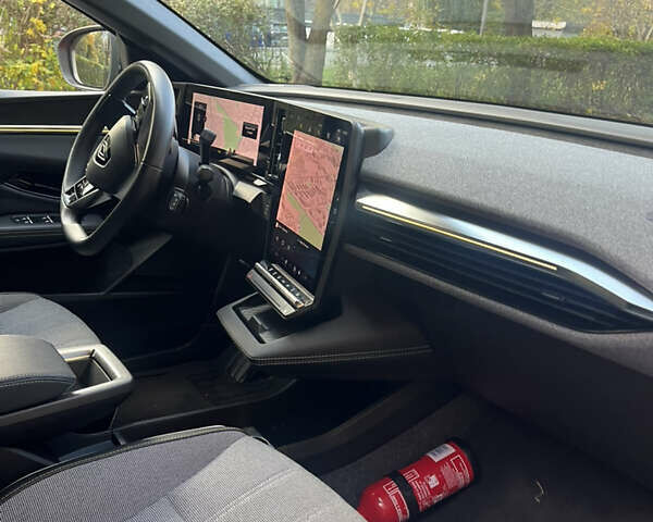 Рено Меган 2023 в Тернополе на Automoto.ua Красный Рено Меган, объемом двигателя 0 л и пробегом 38 тыс. км за 21499 $, фото 10 на Automoto.ua