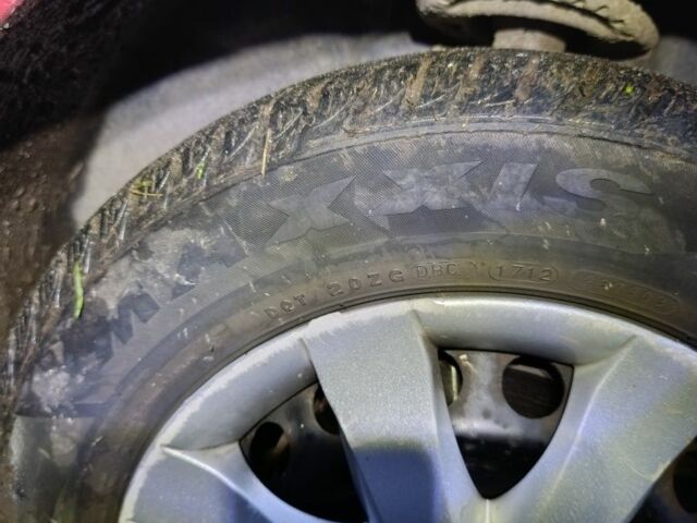 Красный Рено Меган, объемом двигателя 0 л и пробегом 137 тыс. км за 4700 $, фото 2 на Automoto.ua