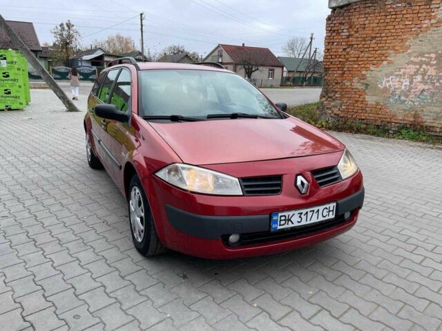 Красный Рено Меган, объемом двигателя 1.6 л и пробегом 249 тыс. км за 3699 $, фото 9 на Automoto.ua