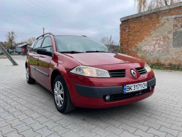 Красный Рено Меган, объемом двигателя 1.6 л и пробегом 249 тыс. км за 3699 $, фото 11 на Automoto.ua