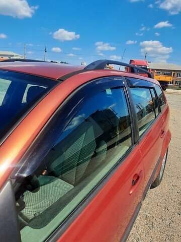 Рено Меган 2004 в Первомайск на Automoto.ua Красный Рено Меган, объемом двигателя 1.6 л и пробегом 257 тыс. км за 4750 $, фото 27 на Automoto.ua