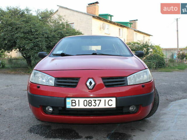 Красный Рено Меган, объемом двигателя 1.6 л и пробегом 254 тыс. км за 5200 $, фото 6 на Automoto.ua