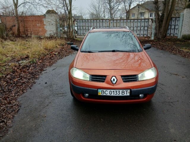 Красный Рено Меган, объемом двигателя 1.5 л и пробегом 312 тыс. км за 4050 $, фото 2 на Automoto.ua