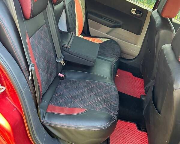 Красный Рено Меган, объемом двигателя 1.6 л и пробегом 305 тыс. км за 4300 $, фото 15 на Automoto.ua