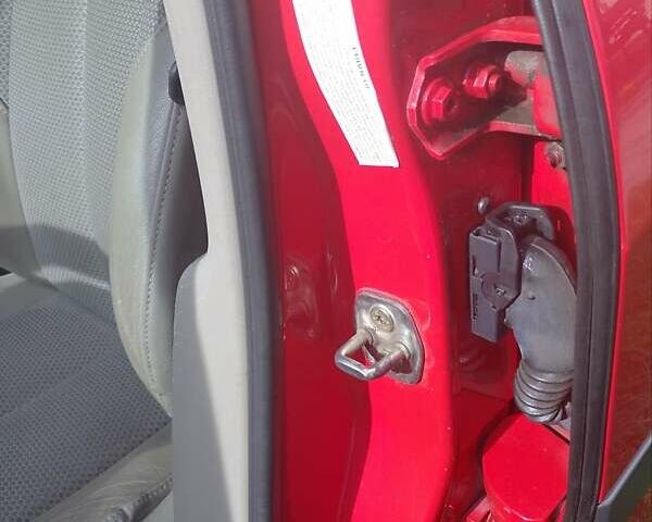 Красный Рено Меган, объемом двигателя 1.6 л и пробегом 269 тыс. км за 4750 $, фото 20 на Automoto.ua