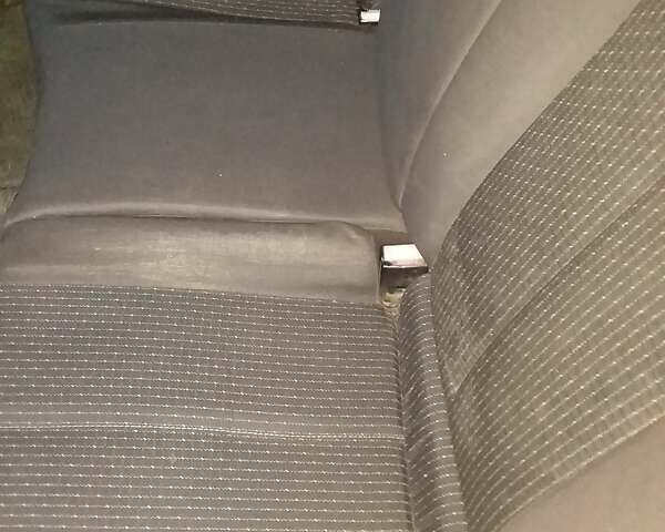 Червоний Рено Меган, об'ємом двигуна 1.39 л та пробігом 358 тис. км за 3450 $, фото 6 на Automoto.ua