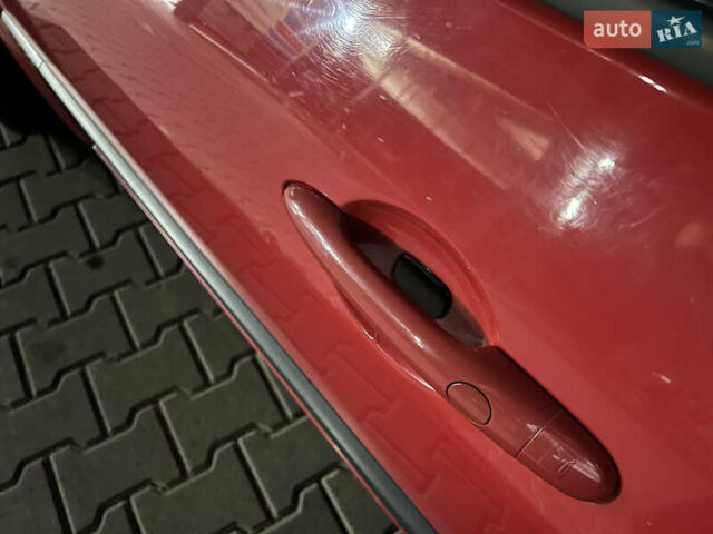 Красный Рено Меган, объемом двигателя 1.5 л и пробегом 310 тыс. км за 3799 $, фото 18 на Automoto.ua