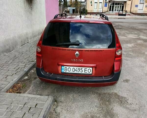 Красный Рено Меган, объемом двигателя 1.6 л и пробегом 230 тыс. км за 4100 $, фото 2 на Automoto.ua