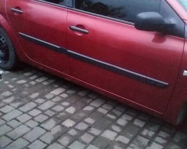 Червоний Рено Меган, об'ємом двигуна 1.39 л та пробігом 358 тис. км за 3450 $, фото 5 на Automoto.ua