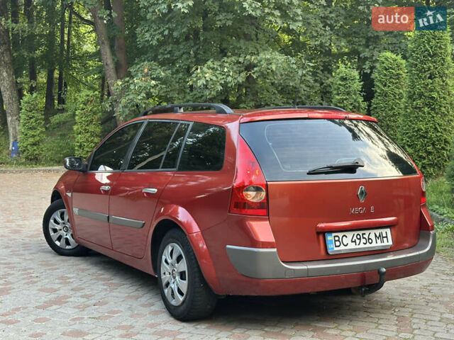 Красный Рено Меган, объемом двигателя 2 л и пробегом 304 тыс. км за 3800 $, фото 50 на Automoto.ua