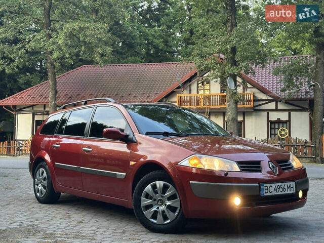 Красный Рено Меган, объемом двигателя 2 л и пробегом 304 тыс. км за 3800 $, фото 13 на Automoto.ua