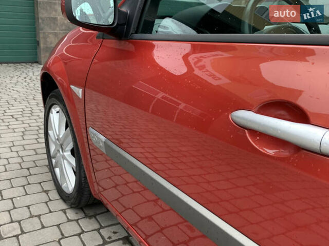 Рено Меган 2005 в Луцке на Automoto.ua Красный Рено Меган, объемом двигателя 2 л и пробегом 83 тыс. км за 4999 $, фото 29 на Automoto.ua
