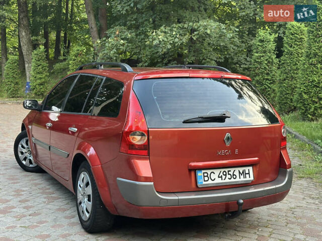Красный Рено Меган, объемом двигателя 2 л и пробегом 304 тыс. км за 3800 $, фото 44 на Automoto.ua