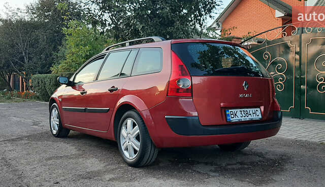 Червоний Рено Меган, об'ємом двигуна 1.6 л та пробігом 249 тис. км за 4899 $, фото 2 на Automoto.ua