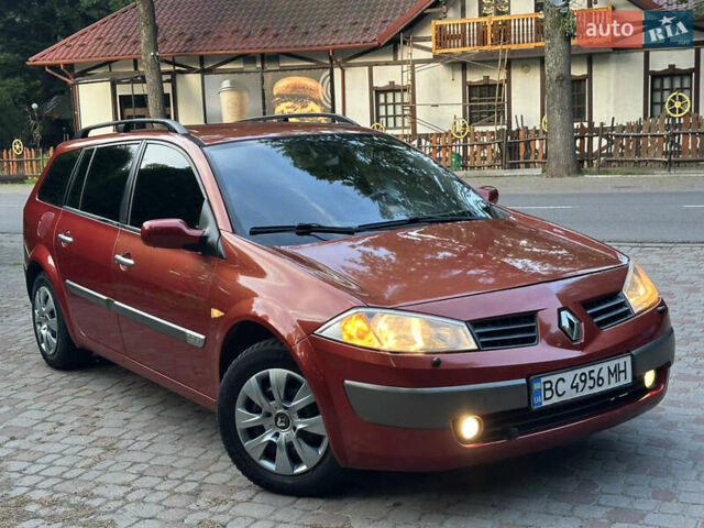 Красный Рено Меган, объемом двигателя 2 л и пробегом 304 тыс. км за 3800 $, фото 2 на Automoto.ua