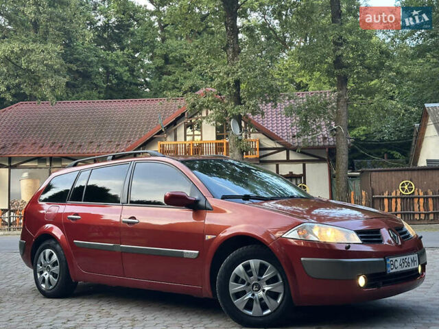 Красный Рено Меган, объемом двигателя 2 л и пробегом 304 тыс. км за 3800 $, фото 25 на Automoto.ua