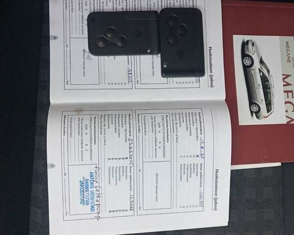 Красный Рено Меган, объемом двигателя 1.6 л и пробегом 173 тыс. км за 5400 $, фото 13 на Automoto.ua