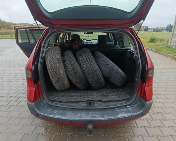 Червоний Рено Меган, об'ємом двигуна 1.5 л та пробігом 269 тис. км за 3400 $, фото 8 на Automoto.ua