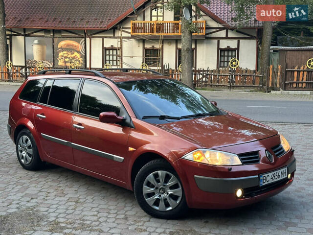 Красный Рено Меган, объемом двигателя 2 л и пробегом 304 тыс. км за 3800 $, фото 21 на Automoto.ua
