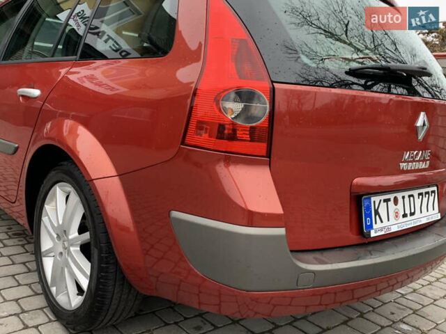 Рено Меган 2005 в Луцке на Automoto.ua Красный Рено Меган, объемом двигателя 2 л и пробегом 83 тыс. км за 4999 $, фото 22 на Automoto.ua
