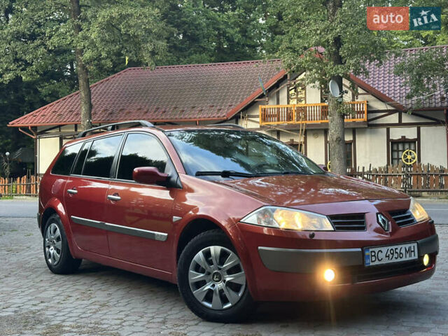 Красный Рено Меган, объемом двигателя 2 л и пробегом 304 тыс. км за 3800 $, фото 39 на Automoto.ua