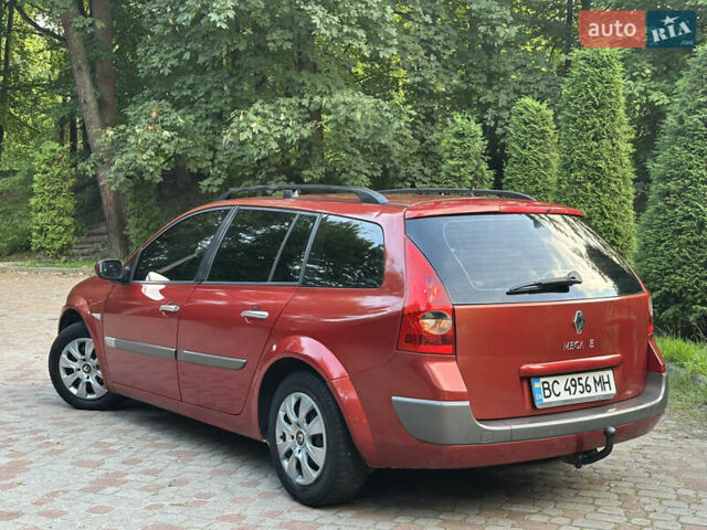 Красный Рено Меган, объемом двигателя 2 л и пробегом 304 тыс. км за 3800 $, фото 42 на Automoto.ua
