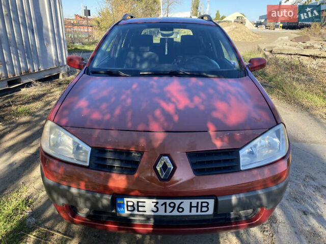 Рено Меган 2005 в Одессе на Automoto.ua Красный Рено Меган, объемом двигателя 1.6 л и пробегом 304 тыс. км за 3999 $, фото 9 на Automoto.ua