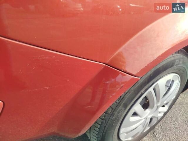 Рено Меган 2006 в Броварах на Automoto.ua Красный Рено Меган, объемом двигателя 1.6 л и пробегом 201 тыс. км за 5300 $, фото 21 на Automoto.ua