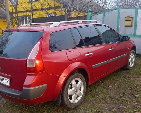 Красный Рено Меган, объемом двигателя 1.6 л и пробегом 288 тыс. км за 6000 $, фото 3 на Automoto.ua