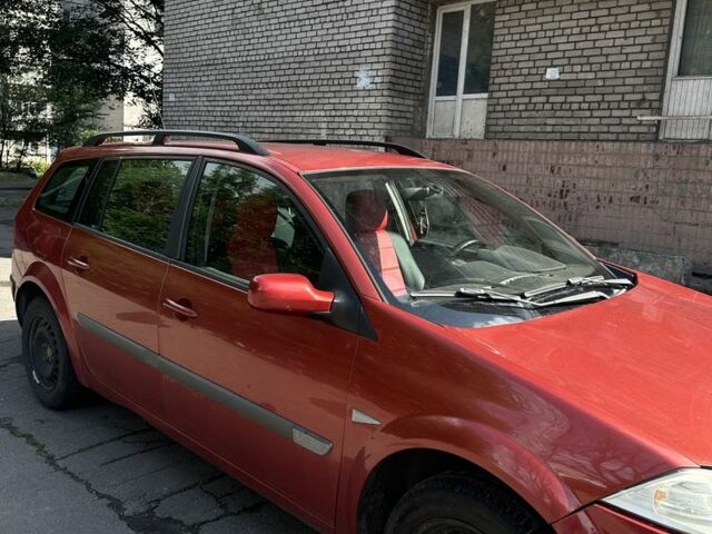 Червоний Рено Меган, об'ємом двигуна 1.6 л та пробігом 243 тис. км за 4200 $, фото 2 на Automoto.ua