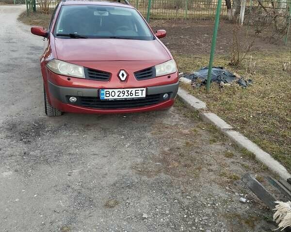 Рено Меган 2006 в Збараже на Automoto.ua Красный Рено Меган, объемом двигателя 1.6 л и пробегом 224 тыс. км за 4800 $, фото 20 на Automoto.ua