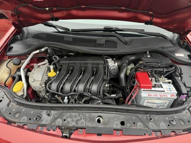 Червоний Рено Меган, об'ємом двигуна 1.6 л та пробігом 195 тис. км за 5000 $, фото 7 на Automoto.ua