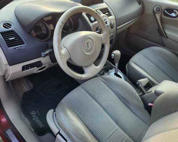 Красный Рено Меган, объемом двигателя 0 л и пробегом 185 тыс. км за 5200 $, фото 7 на Automoto.ua