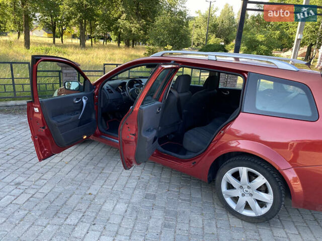 Рено Меган 2006 в Владимирце на Automoto.ua Красный Рено Меган, объемом двигателя 1.6 л и пробегом 281 тыс. км за 4500 $, фото 6 на Automoto.ua